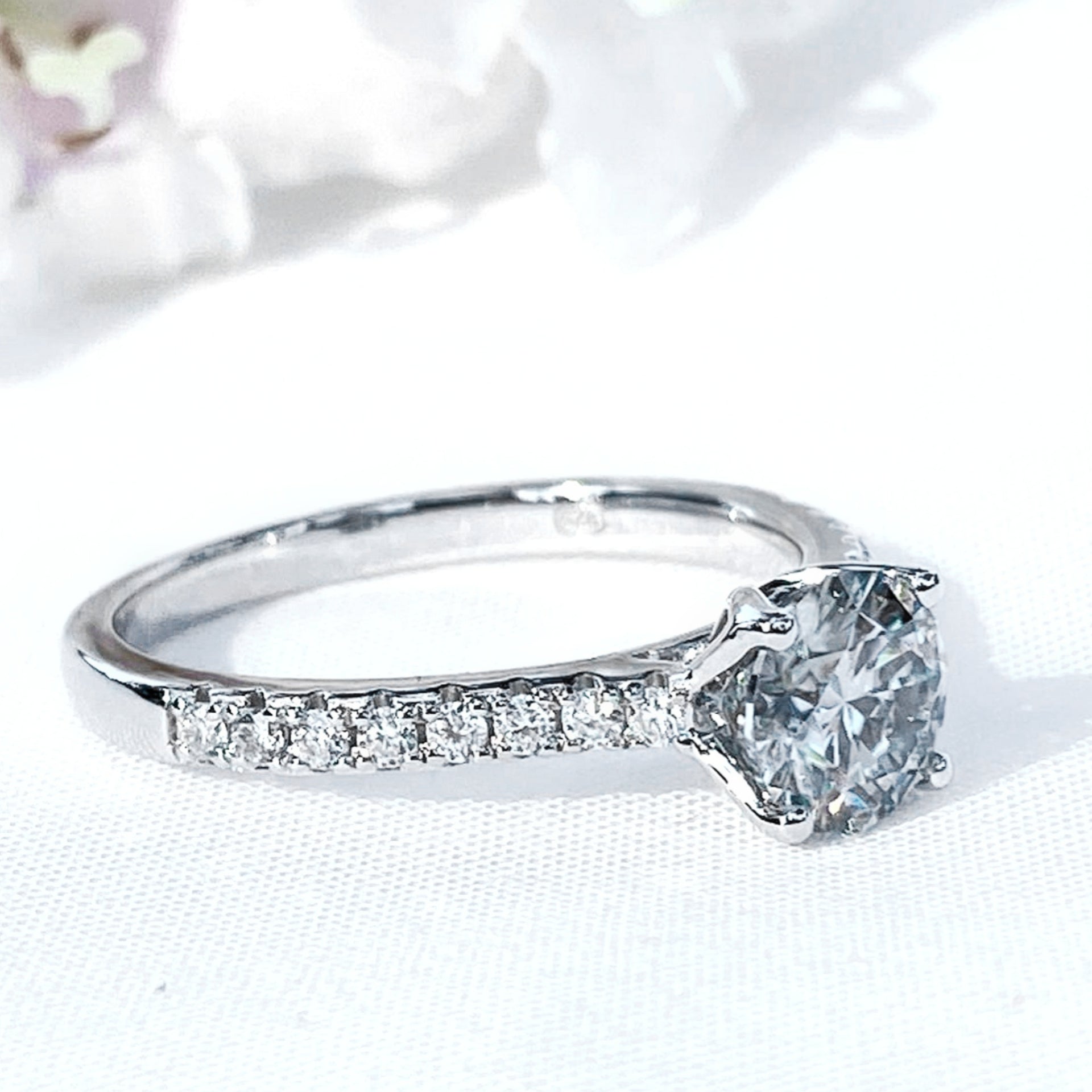 1ct Moissanite Engagament Ring Platimun plated 925 Silver - SOPHYGEMS