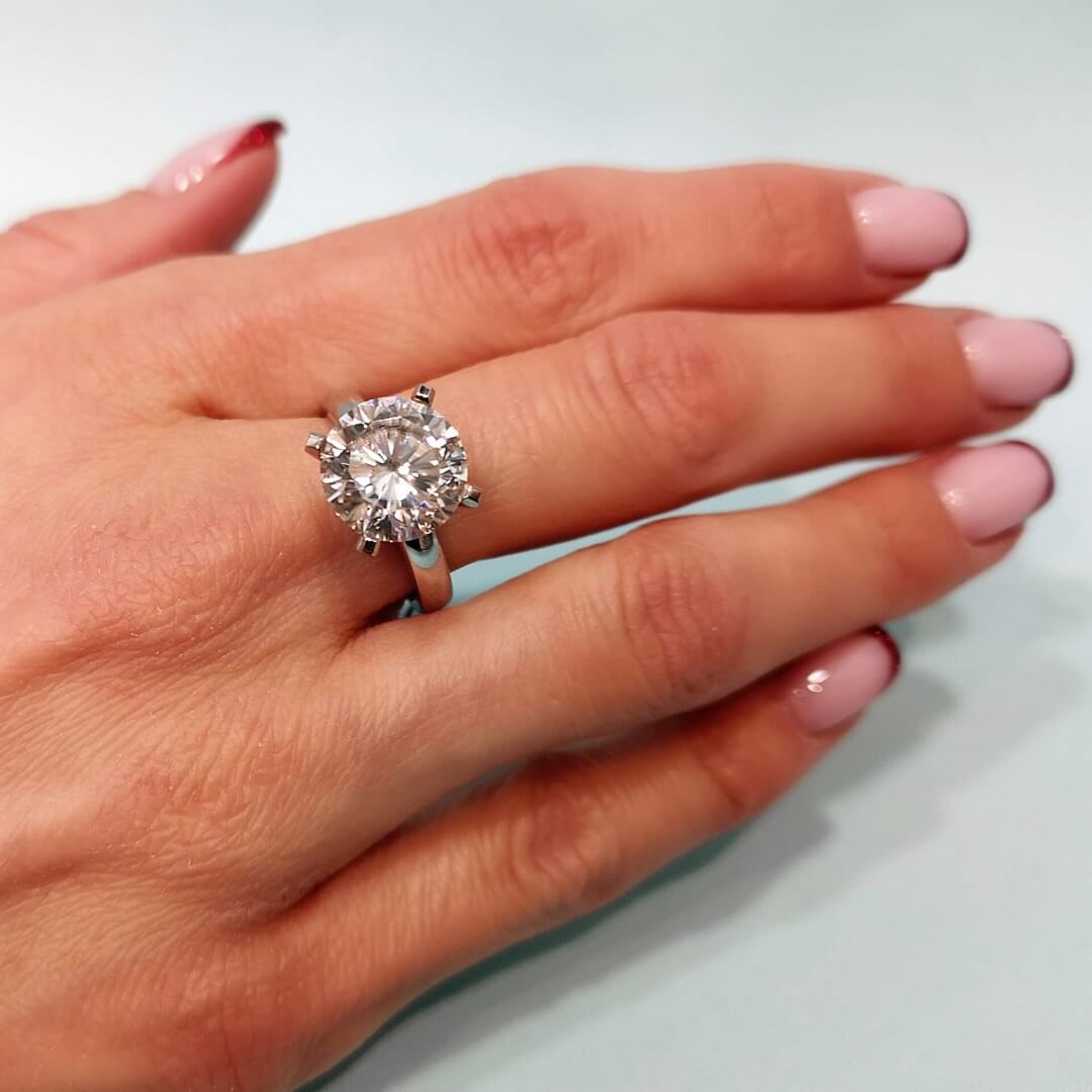 4.75CTW moissanite F/VVS1 platinum ring - SOPHYGEMS