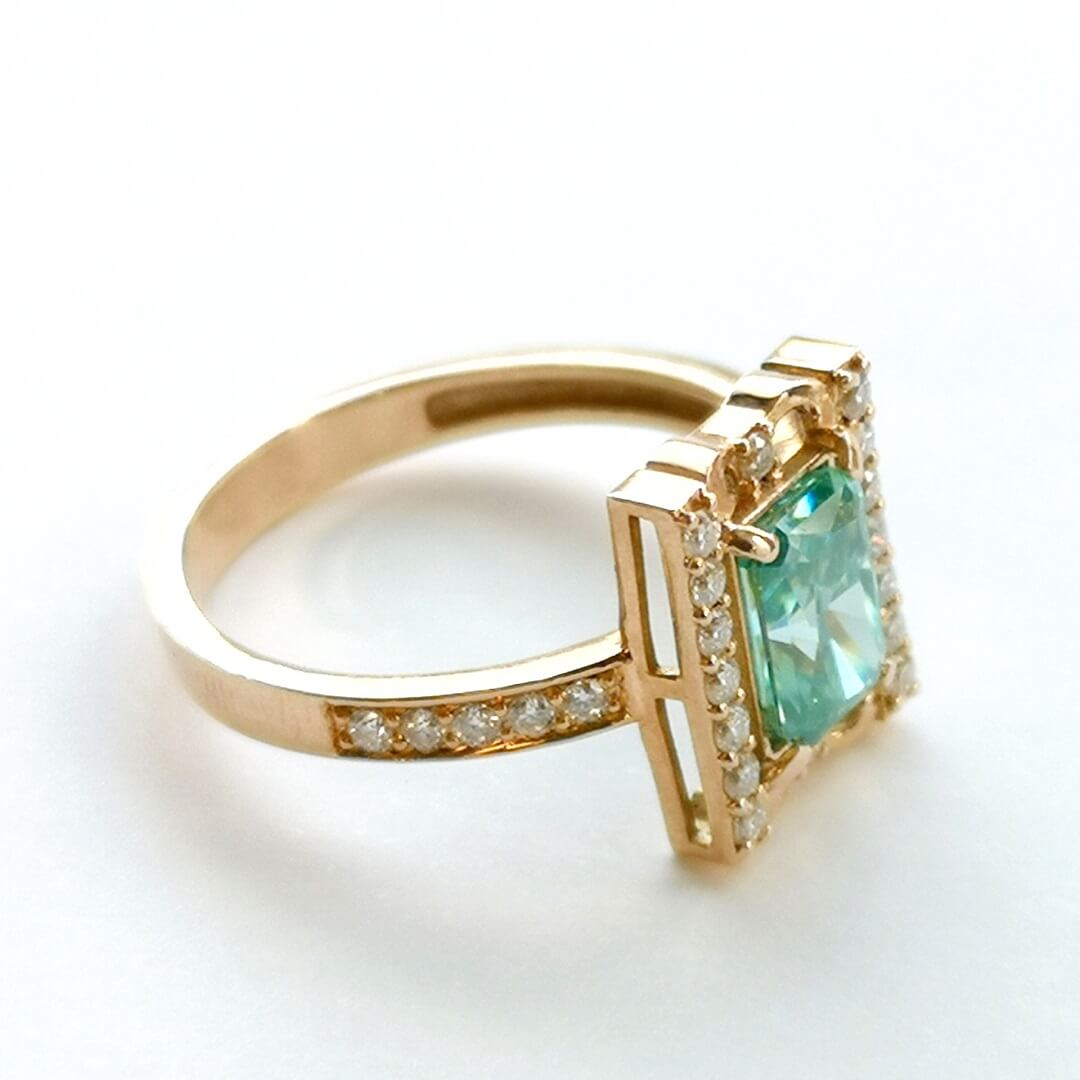 Green Moissanite 1.2ct Radiant Gold Ring - SOPHYGEMS