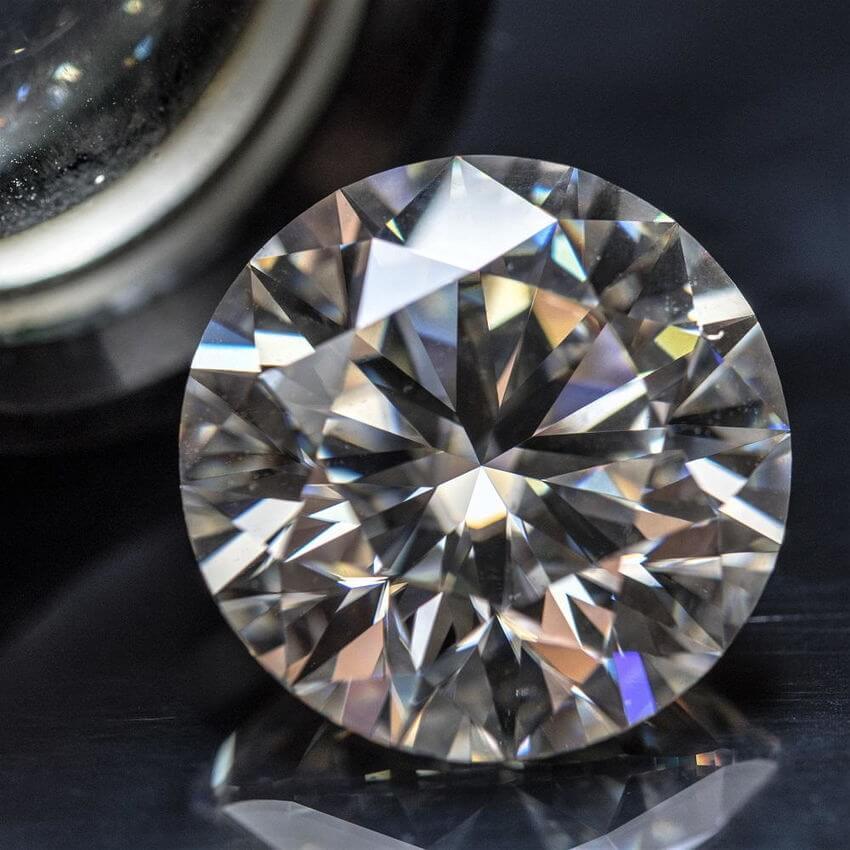 MOISSANITE DEF "Premium Brilliance" - SOPHYGEMS
