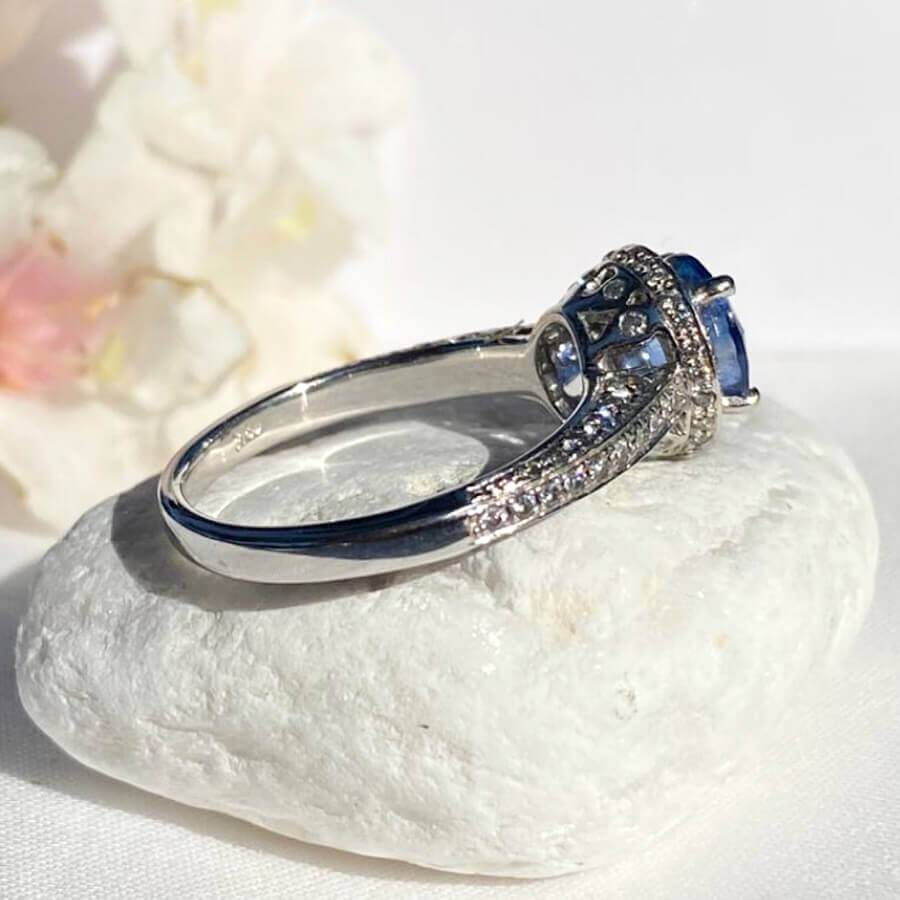 Natural Sapphire & Diamond 18K White Gold Ring - SOPHYGEMS