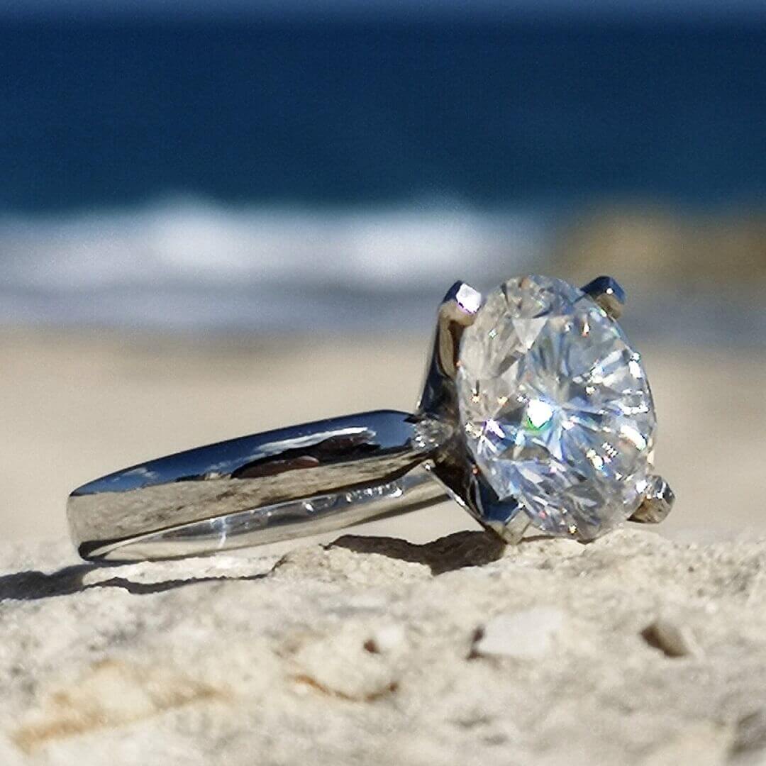 Platinum ring SARAH with moissanite - SOPHYGEMS
