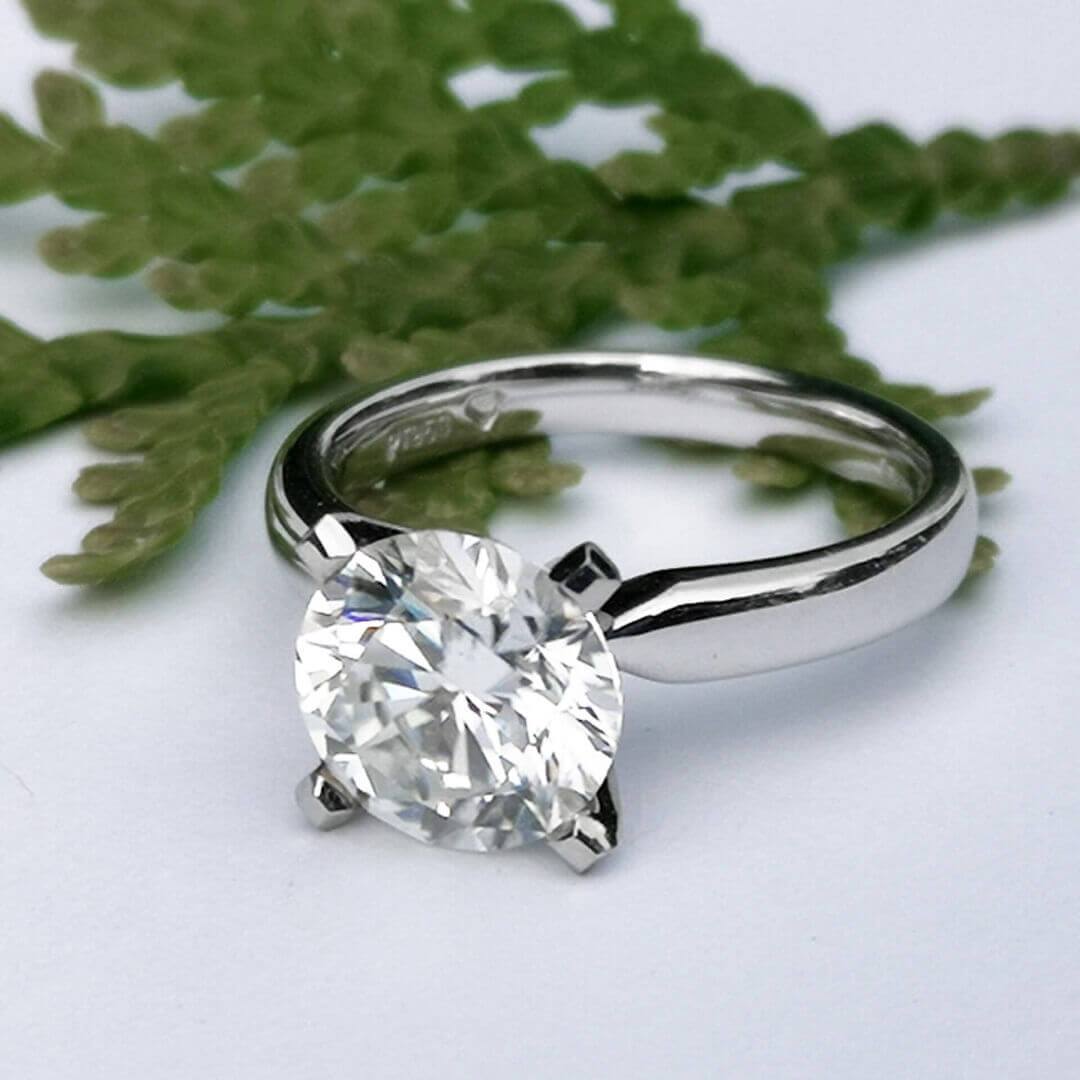 Platinum ring SARAH with moissanite - SOPHYGEMS