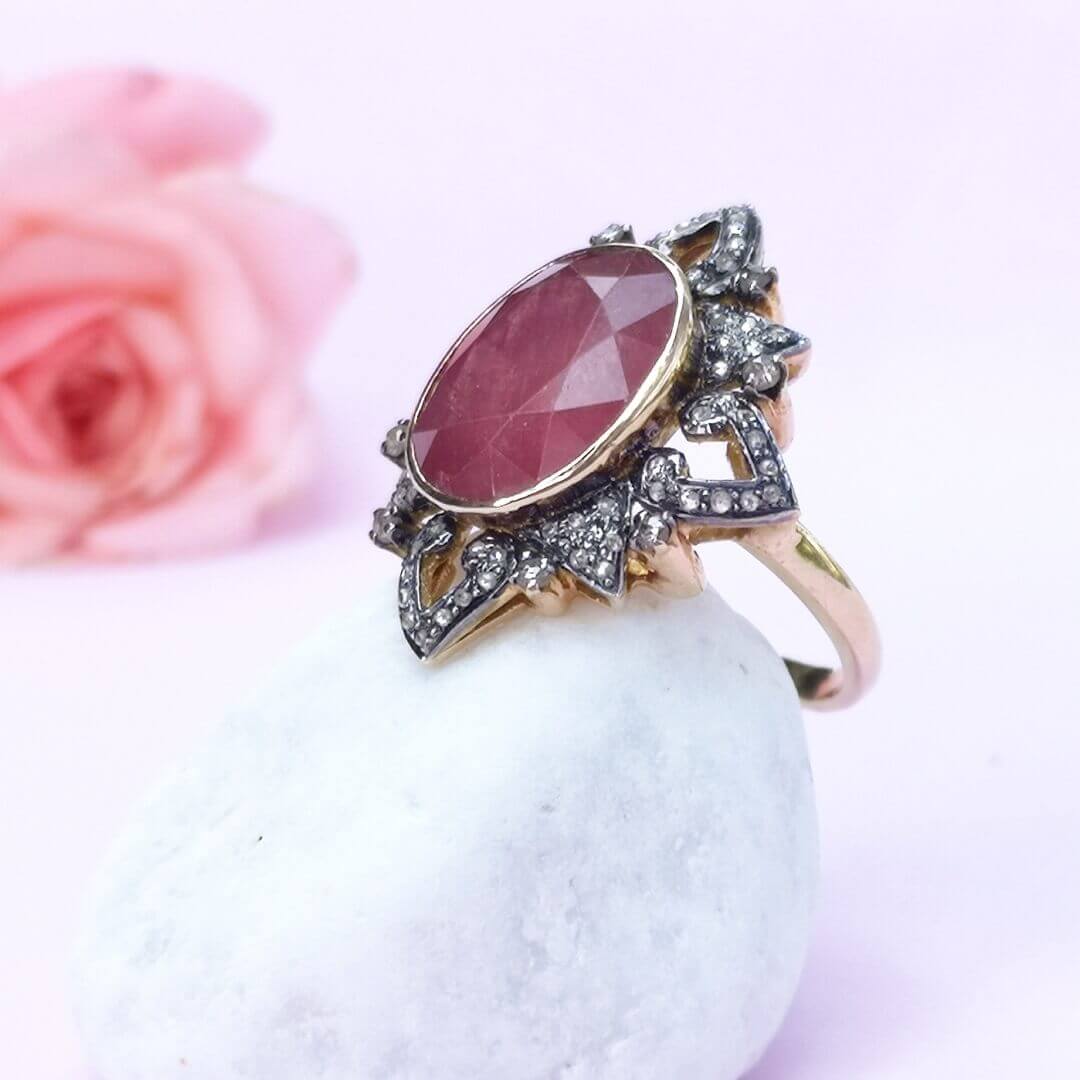 Ruby and Diamonds 14K Gold Ring Vintage design - SOPHYGEMS