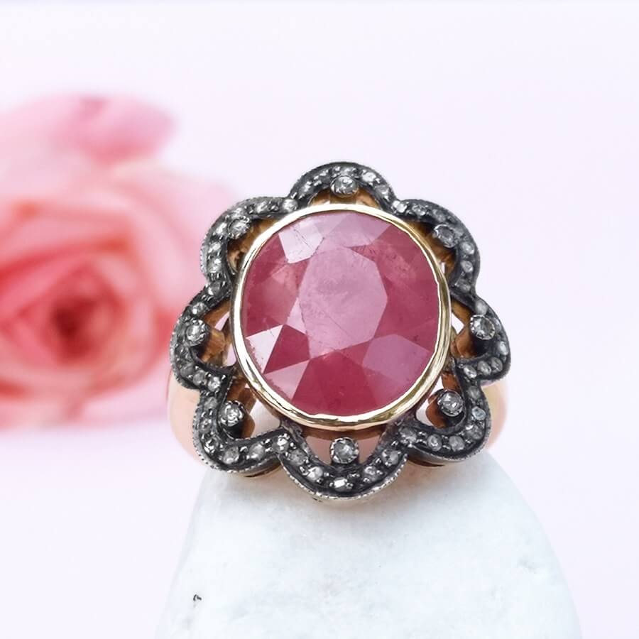 Ruby and Diamonds Gold Ring Vintage design - SOPHYGEMS