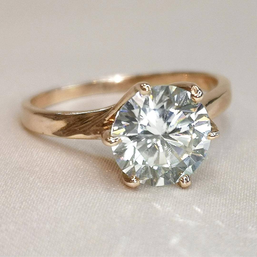 1.8ct Moissanite 9K Gold Engagement Ring - SOPHYGEMS