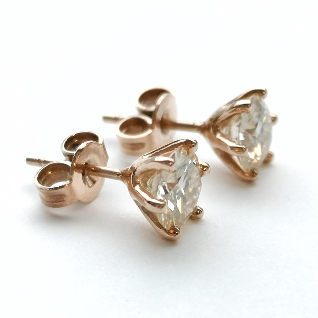 1ct White Moissanite Gold Stud Earrings - SOPHYGEMS