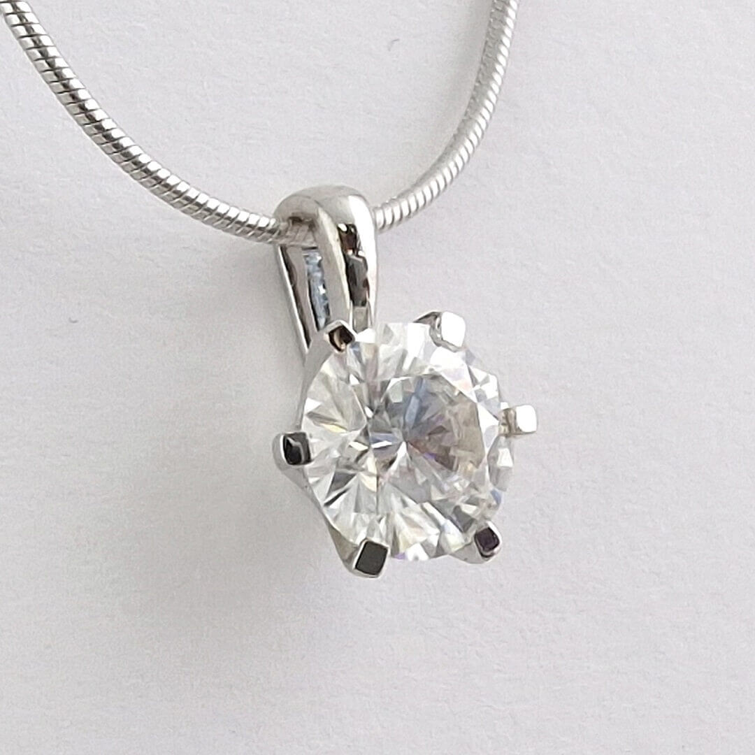 1ct White Moissanite Necklace Forever Love - SOPHYGEMS