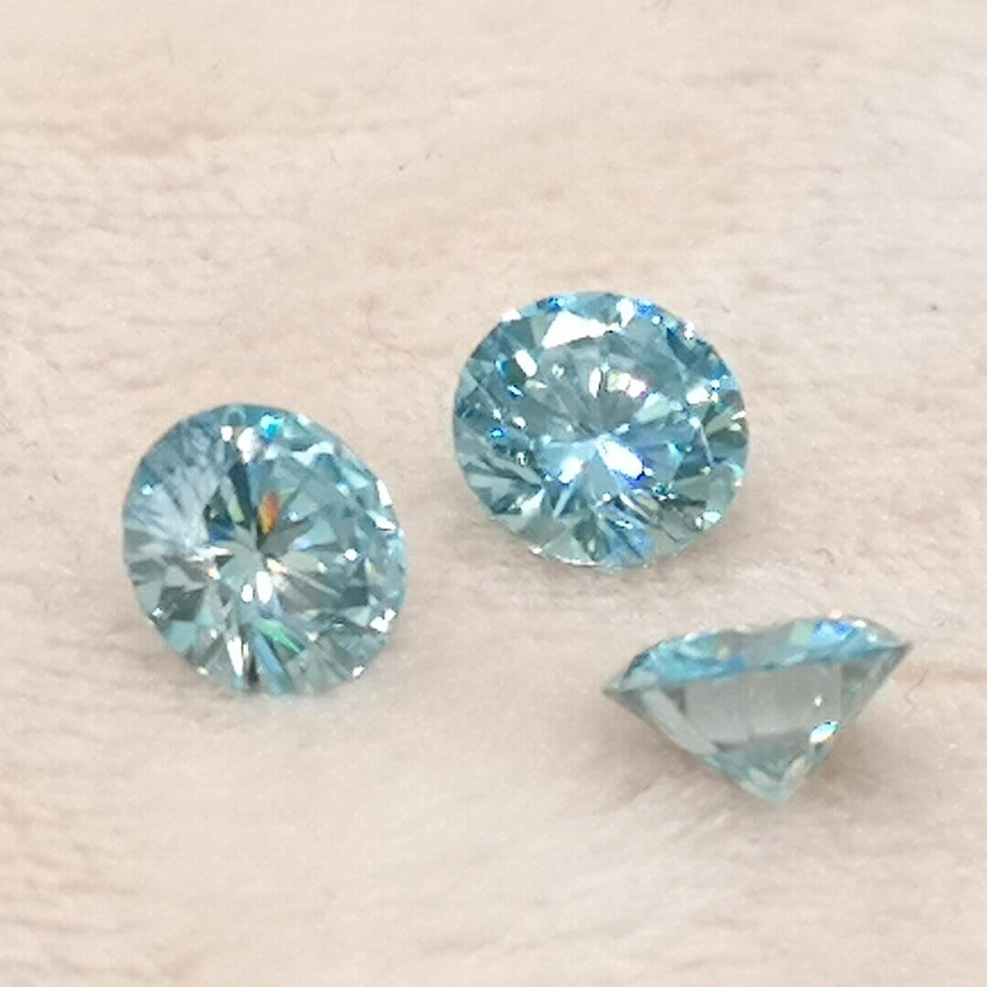 1CTW DEW Moissanite Light Blue - SOPHYGEMS