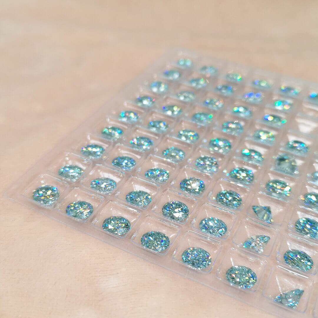 1CTW DEW Moissanite Light Blue - SOPHYGEMS