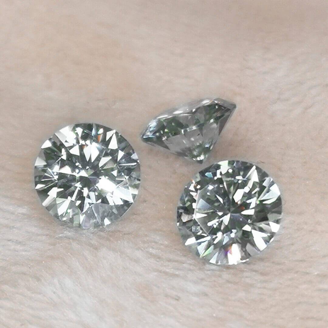 1CTW Moissanite Light Metallic - SOPHYGEMS