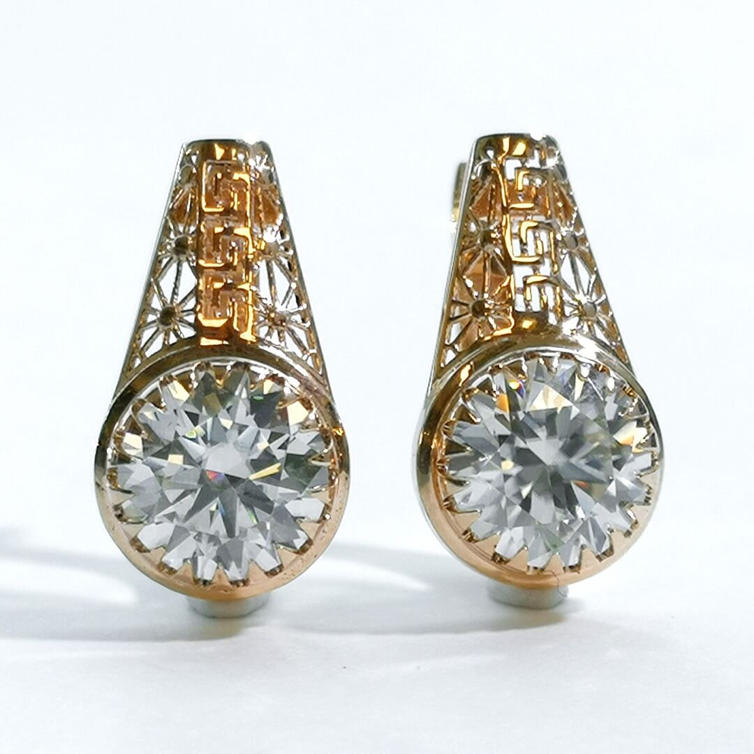 2 ctw Moissanite Gold Earrings Elegant Design - SOPHYGEMS