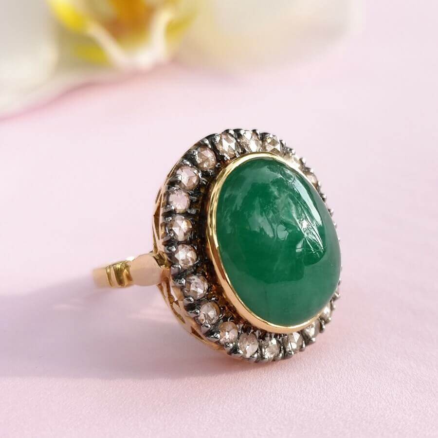 Emerald 4.5ct and Diamonds 14K Gold Ring - SOPHYGEMS