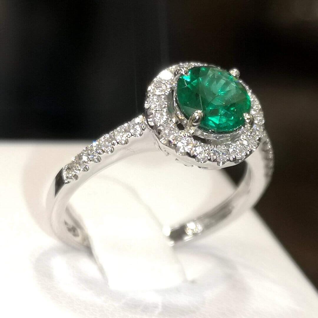 Emerald and Diamonds 14K Gold Ring - SOPHYGEMS