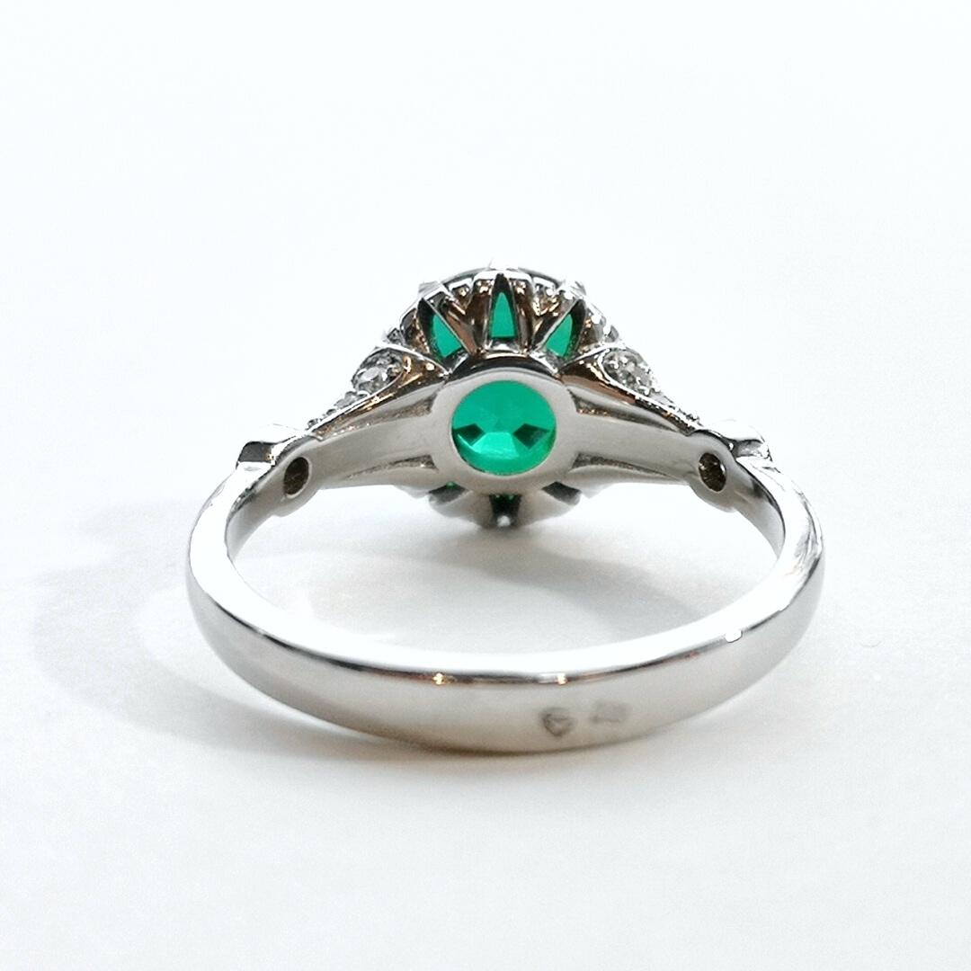 Emerald and Moissanite White Gold Ring - SOPHYGEMS