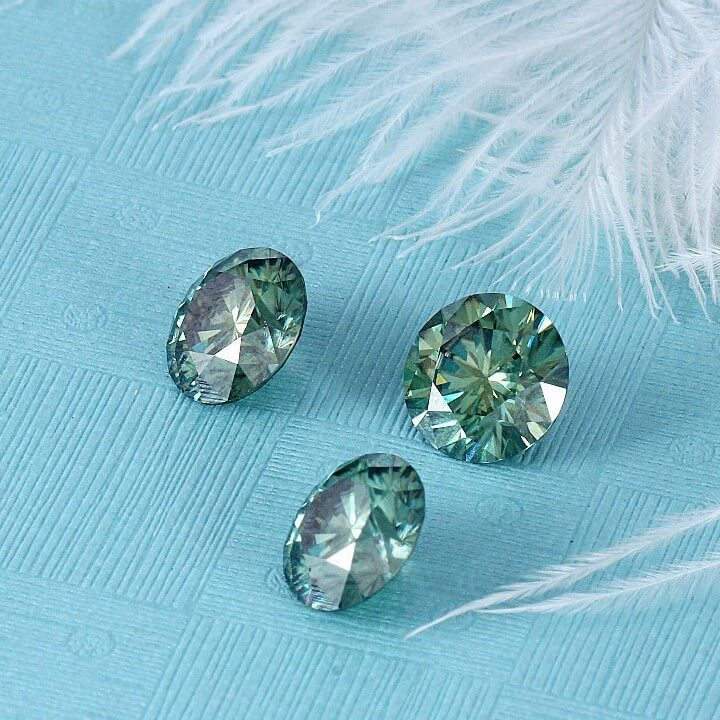 Moissanite Fantasy green - SOPHYGEMS