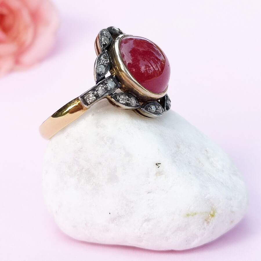 Ruby and Diamonds Gold Ring Art Deco - SOPHYGEMS