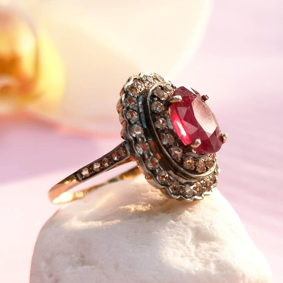 Ruby Gold Ring with White Topaz - SOPHYGEMS