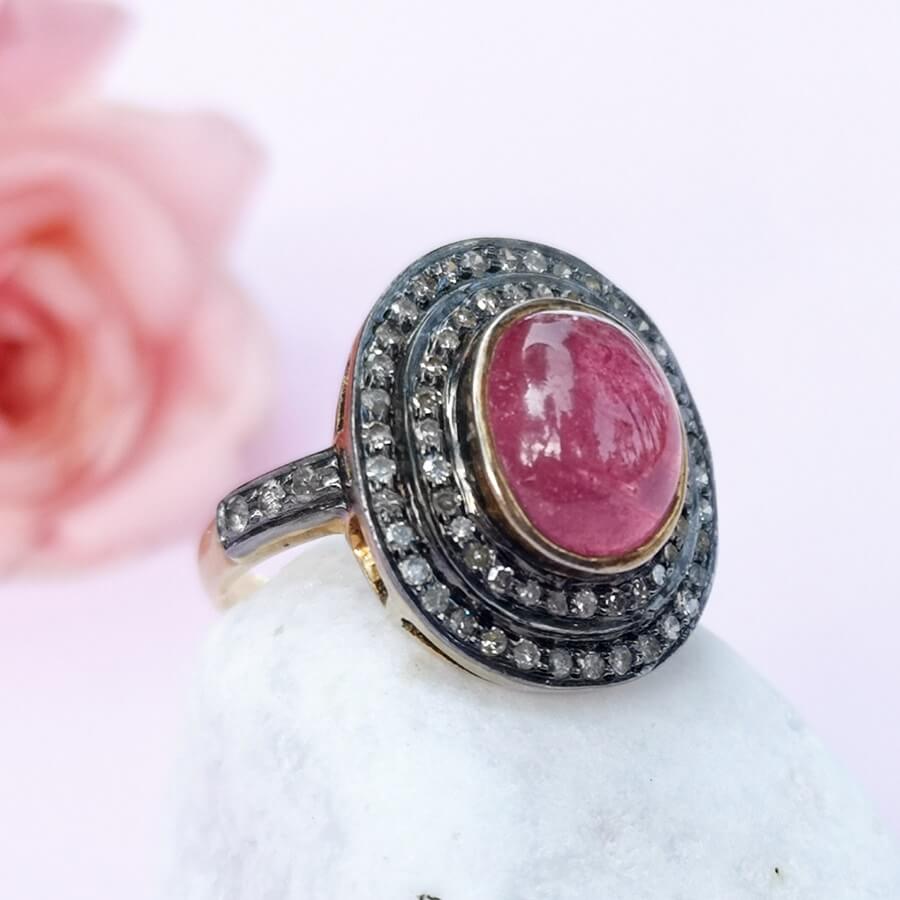 Ruby Kabachon and Diamonds Gold Ring - SOPHYGEMS